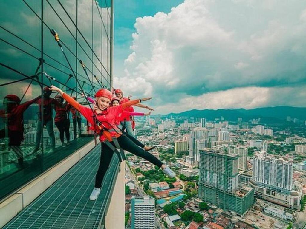 Urban Suites, Spectre Collection By Stellar Alv Jelutong ภายนอก รูปภาพ